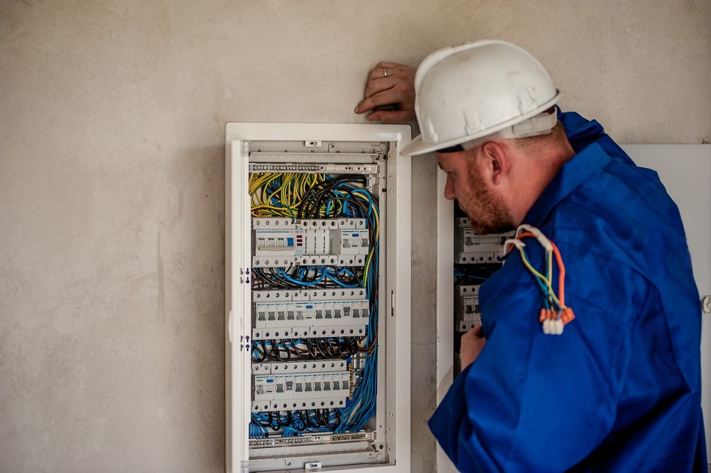 Eletricista Manutenção