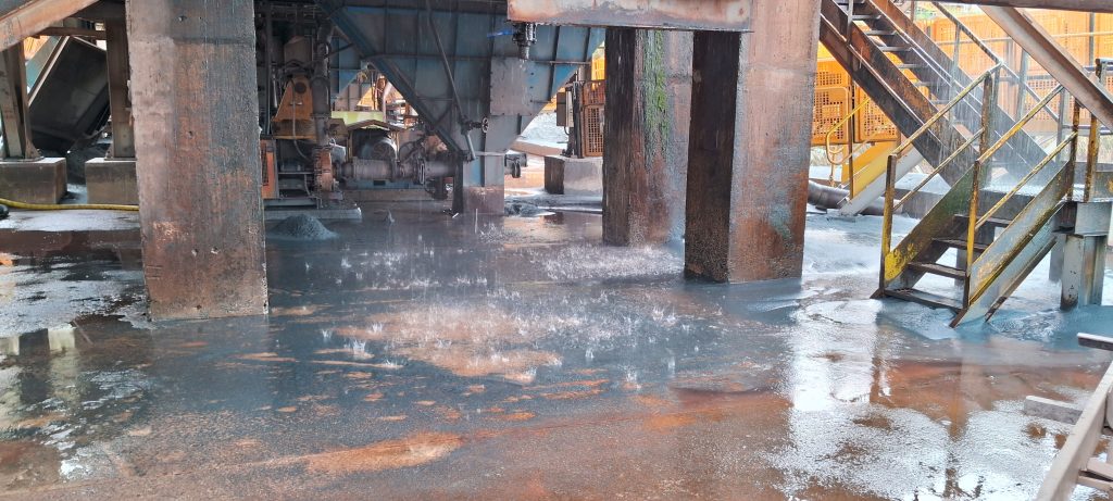Limpeza especializada equipamentos de mineração 37